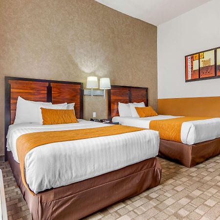 Comfort Inn Chihuahua Exterior foto